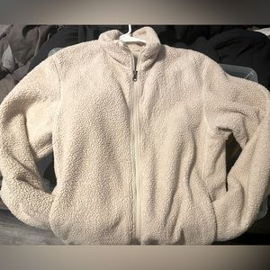 UNIQLO WHITE FUZZY FLEECE ZIPUP JACKET- Unisex Medium